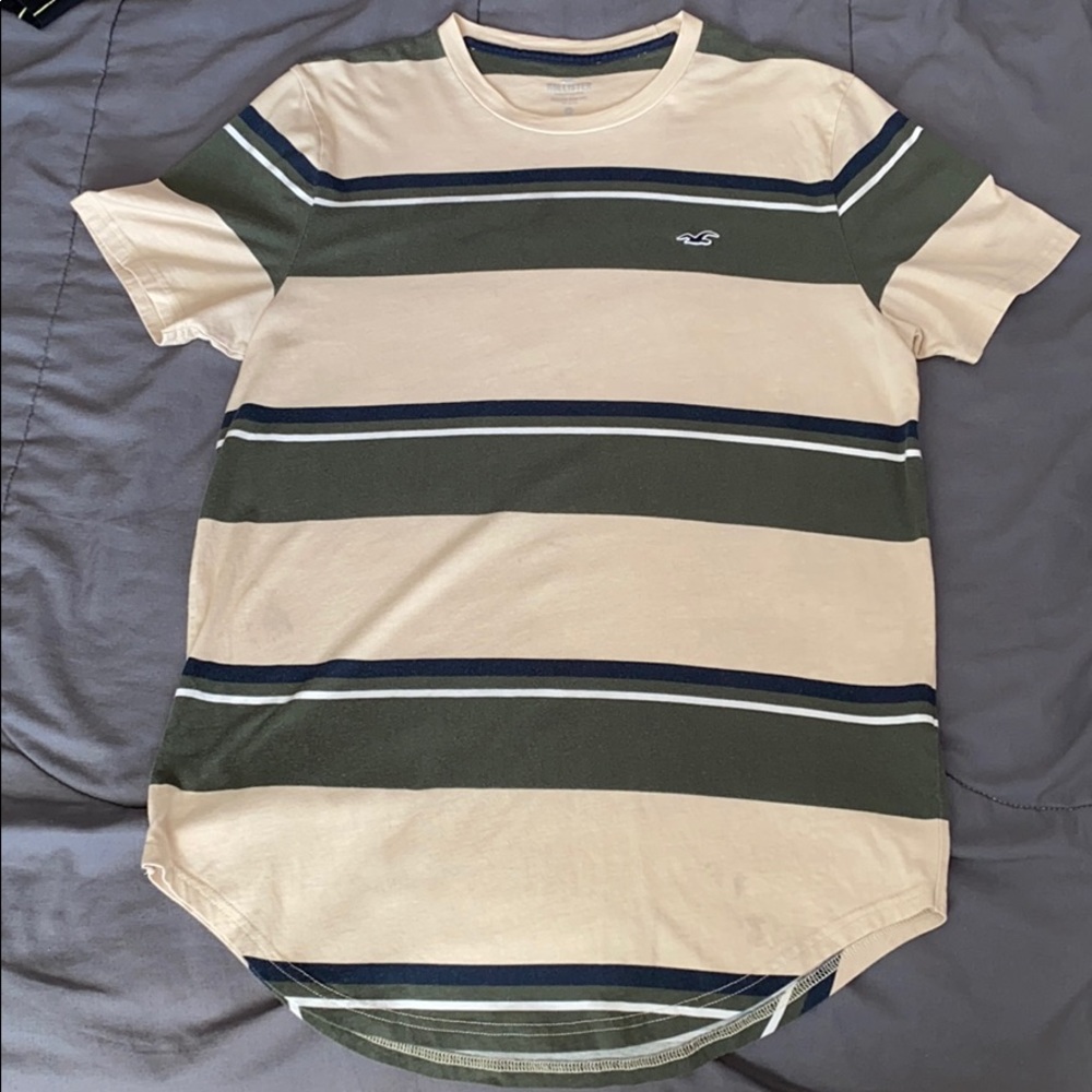 Hollister Tee shirt